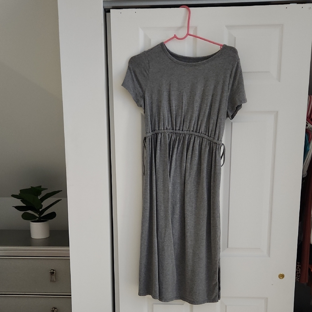 Gray Maternity Dress. Size Small